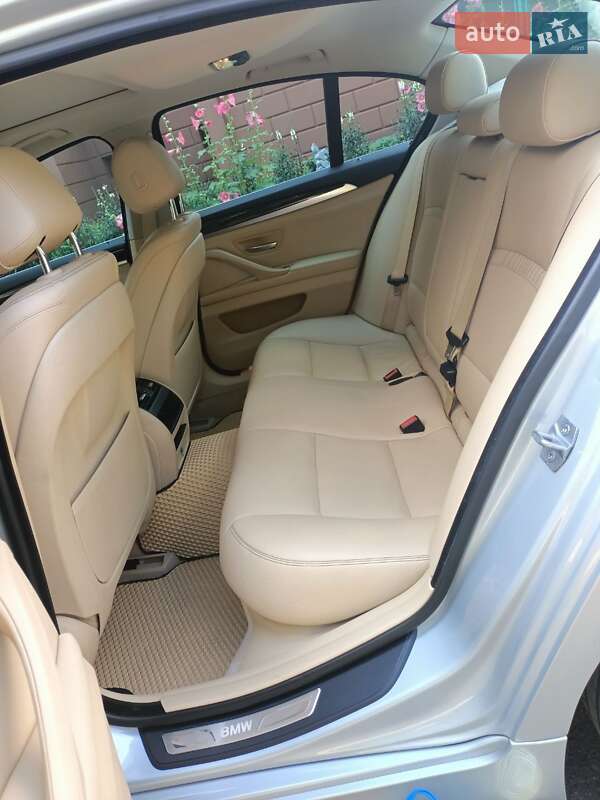 Седан BMW 5 Series 2013 в Киеве фото 13 Седан BMW 5 Series 2013 в Киеве