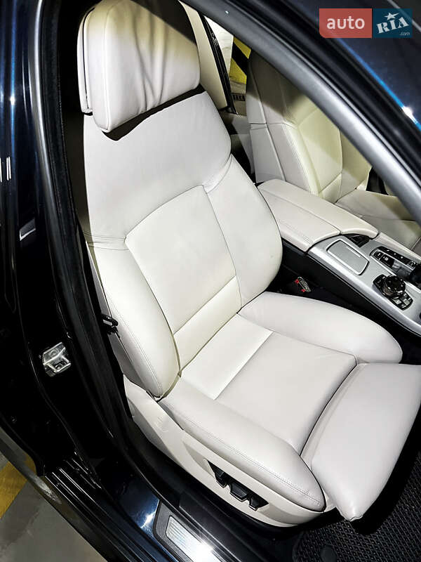 Седан BMW 5 Series 2012 в Одессе