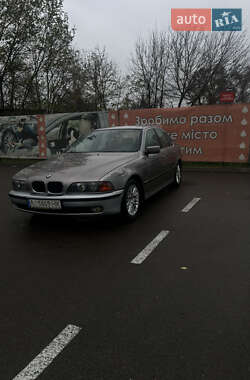 Седан BMW 5 Series 1998 в Киеве