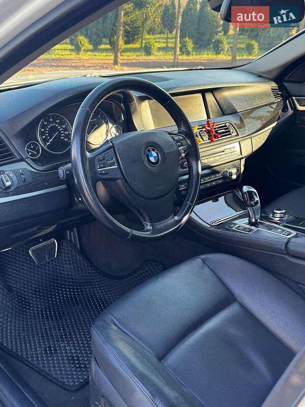 Седан BMW 5 Series 2011 в Житомире
