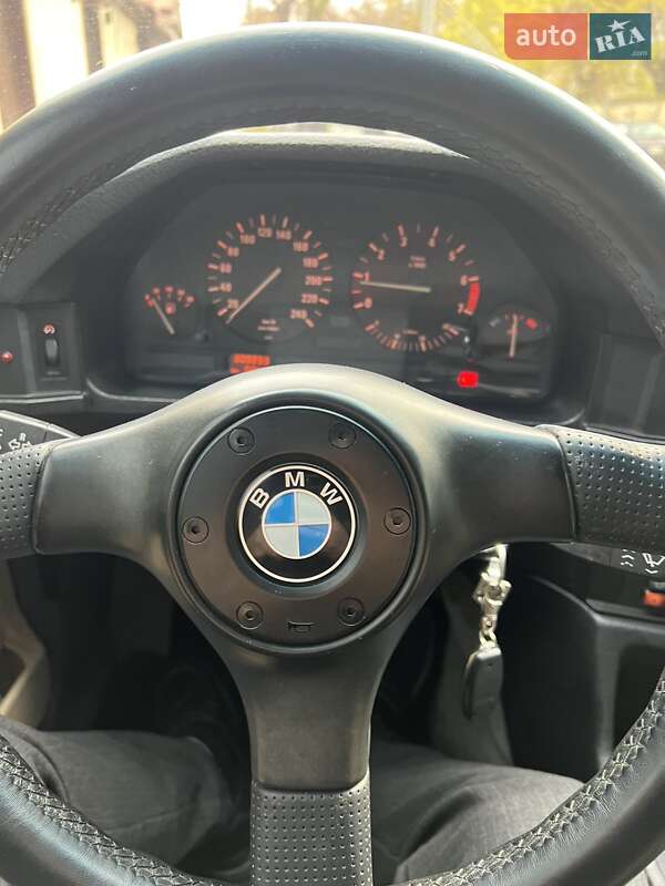 Седан BMW 5 Series 1987 в Одессе фото 10 Седан BMW 5 Series 1987 в Одессе