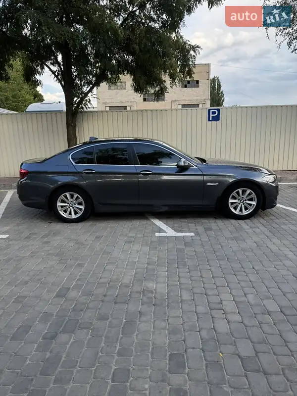 BMW 5 Series 2016