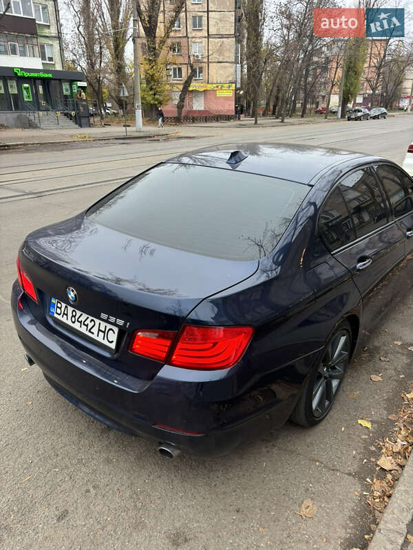 Седан BMW 5 Series 2012 в Кривом Роге