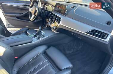 Седан BMW 5 Series 2018 в Ужгороді