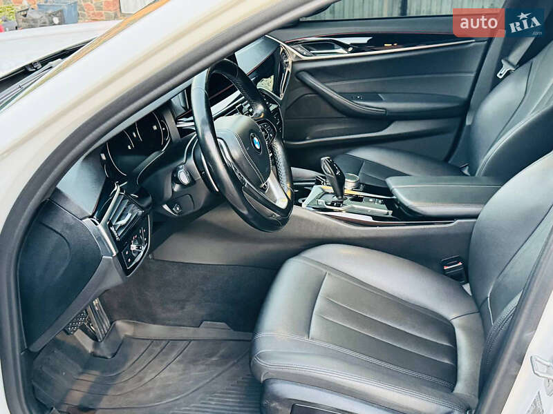 Седан BMW 5 Series 2018 в Киеве