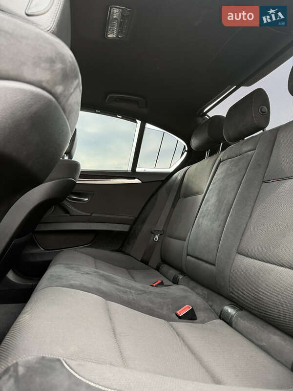 Седан BMW 5 Series 2011 в Черновцах