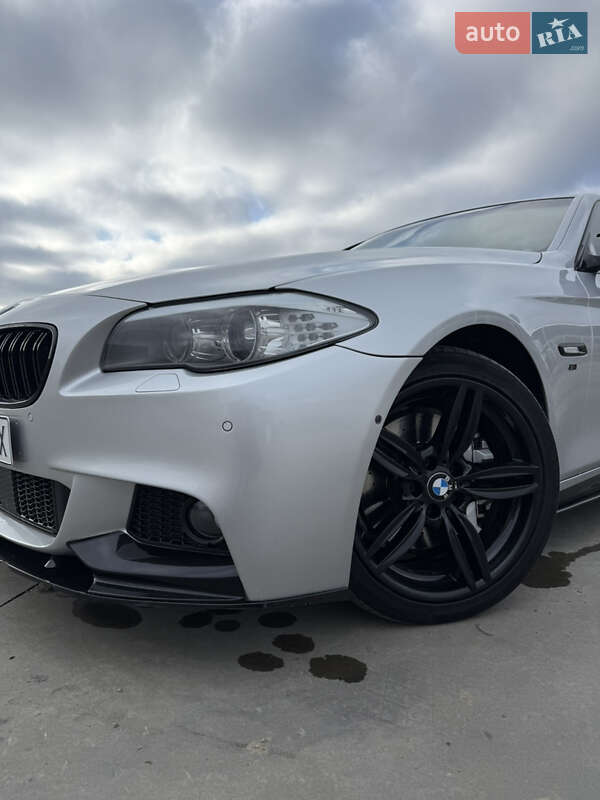 Седан BMW 5 Series 2011 в Черновцах