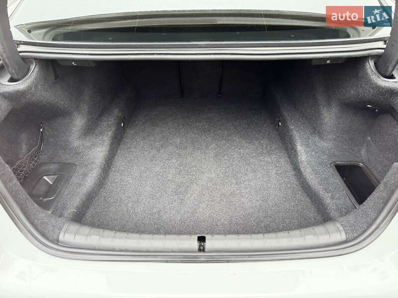 Седан BMW 5 Series 2017 в Виннице фото 25 Седан BMW 5 Series 2017 в Виннице