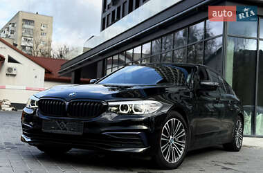 Седан BMW 5 Series 2018 в Львове