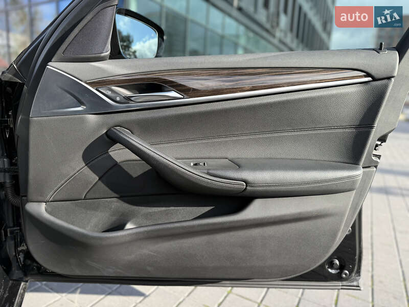 Седан BMW 5 Series 2018 в Львове фото 61 Седан BMW 5 Series 2018 в Львове
