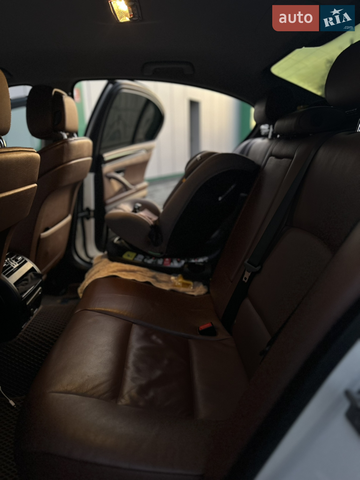2013 BMW 5er - мініатюра 22