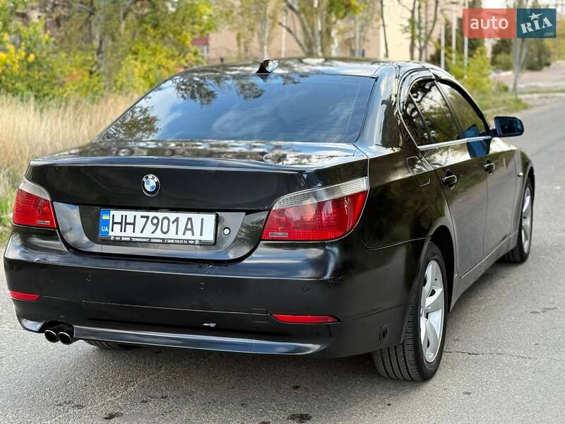 Седан BMW 5 Series 2004 в Николаеве