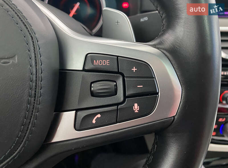 Седан BMW 5 Series 2017 в Львове