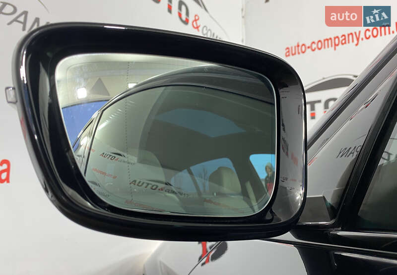 Седан BMW 5 Series 2017 в Львове