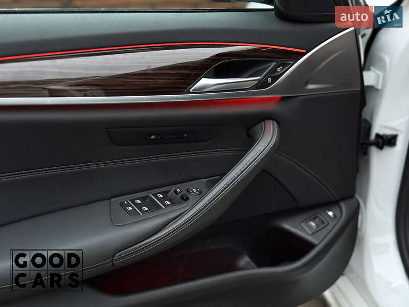 Седан BMW 5 Series 2020 в Одессе