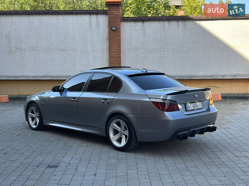 Седан BMW 5 Series 2004 в Коломые