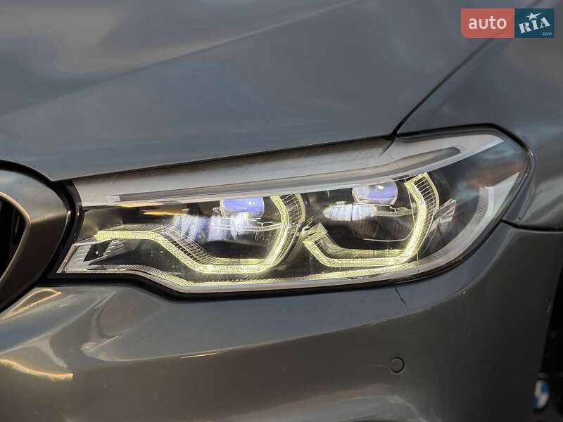 Седан BMW 5 Series 2017 в Кривом Роге