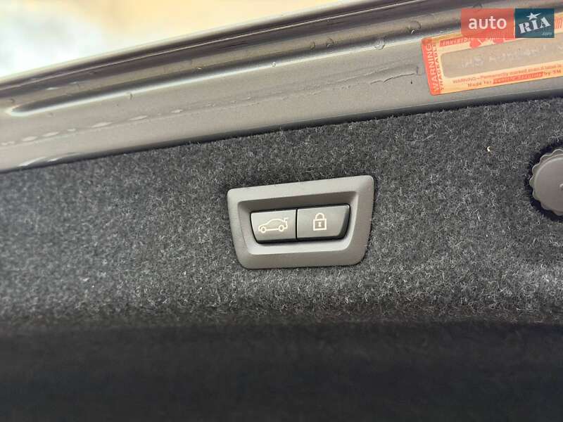 Седан BMW 5 Series 2017 в Кривом Роге