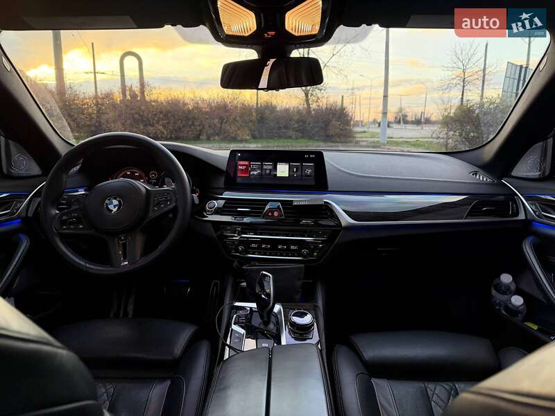 Седан BMW 5 Series 2017 в Кривом Роге