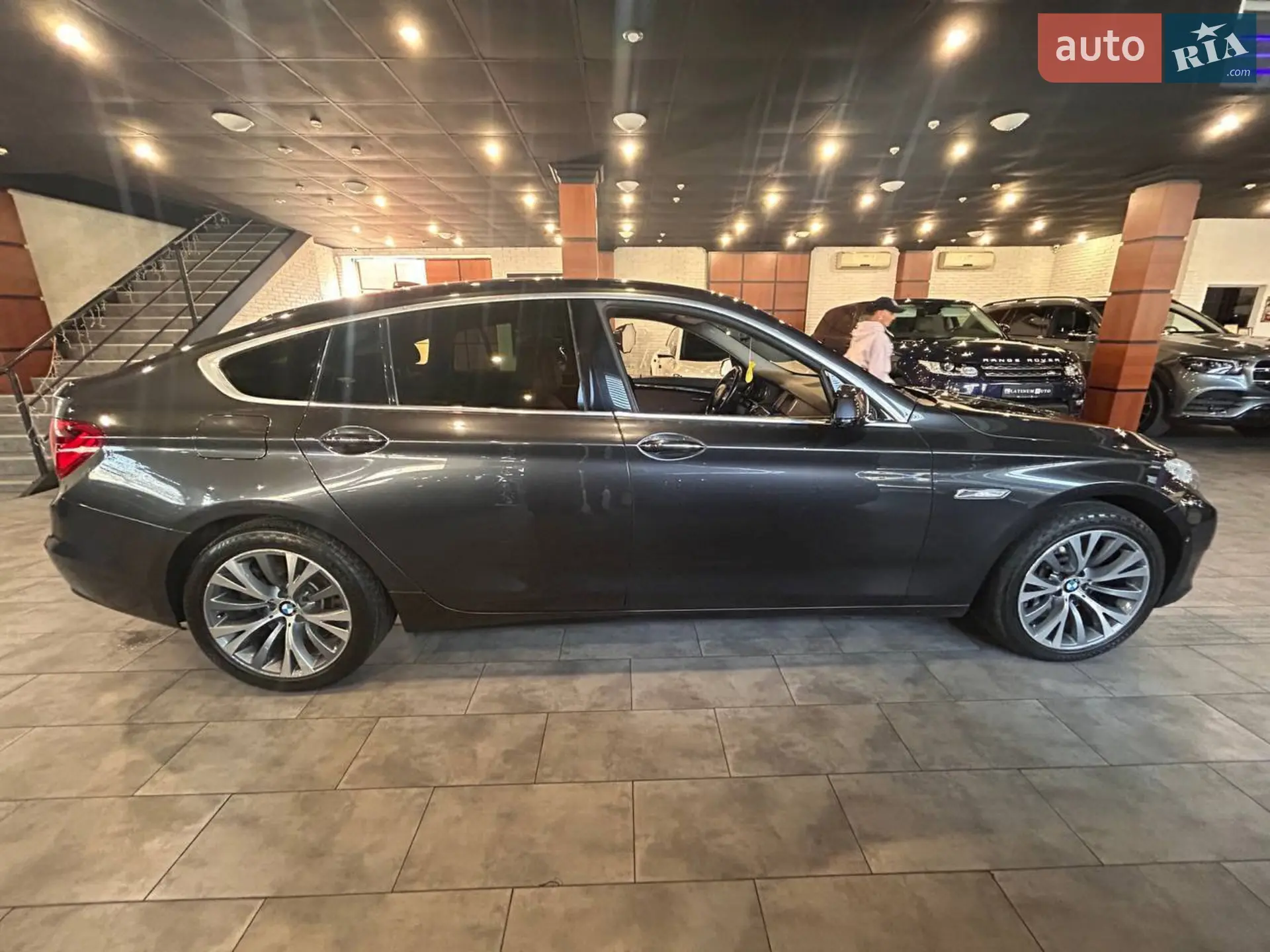 2011 BMW 5er - мініатюра 4