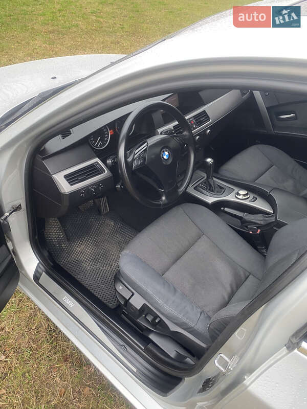 Седан BMW 5 Series 2004 в Славуте