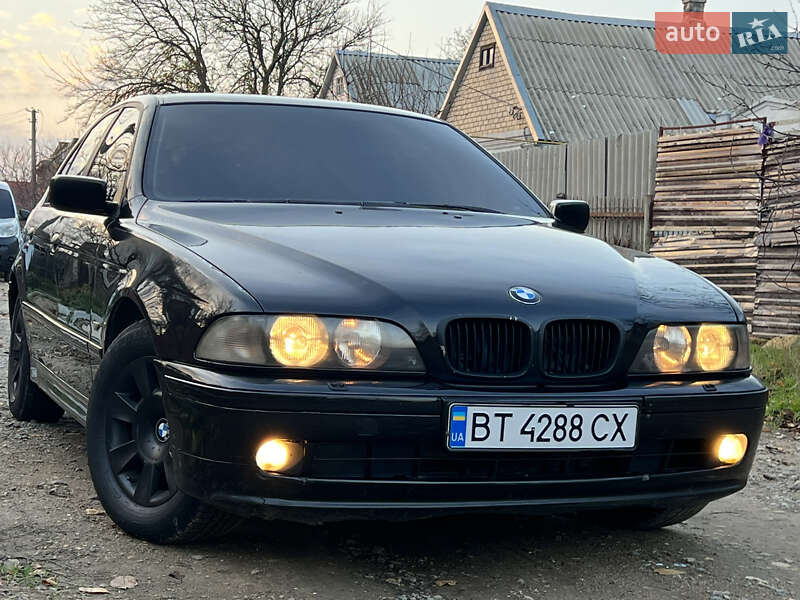 Седан BMW 5 Series 2003 в Херсоне