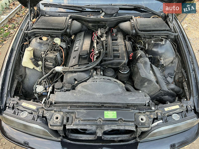 Седан BMW 5 Series 2003 в Херсоне