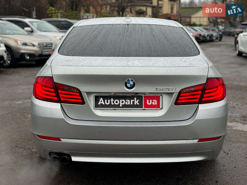 Седан BMW 5 Series 2011 в Виннице