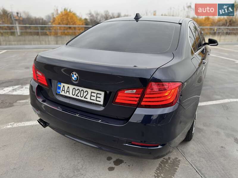 Седан BMW 5 Series 2016 в Киеве