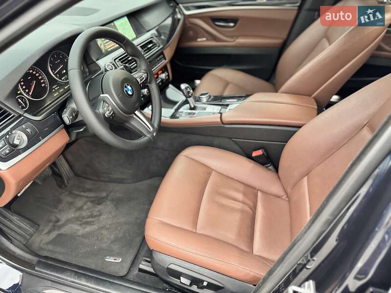 Седан BMW 5 Series 2016 в Киеве