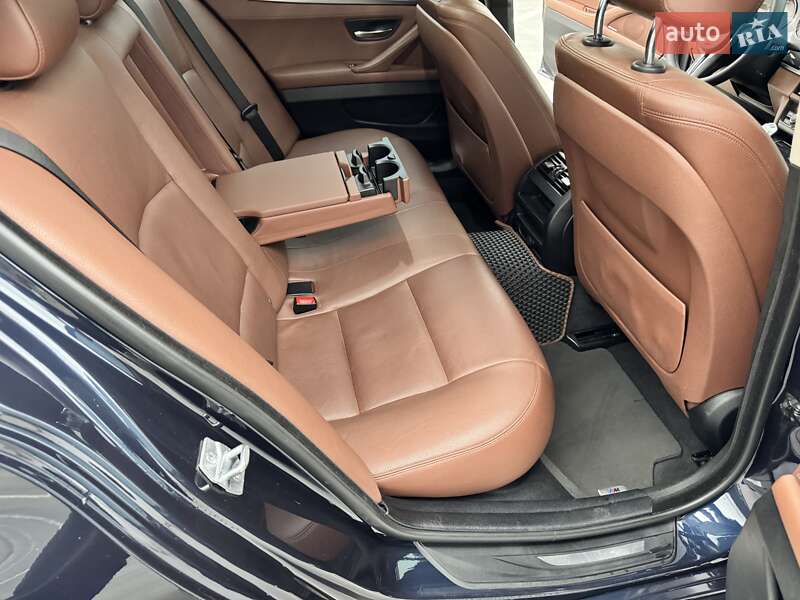 Седан BMW 5 Series 2016 в Киеве