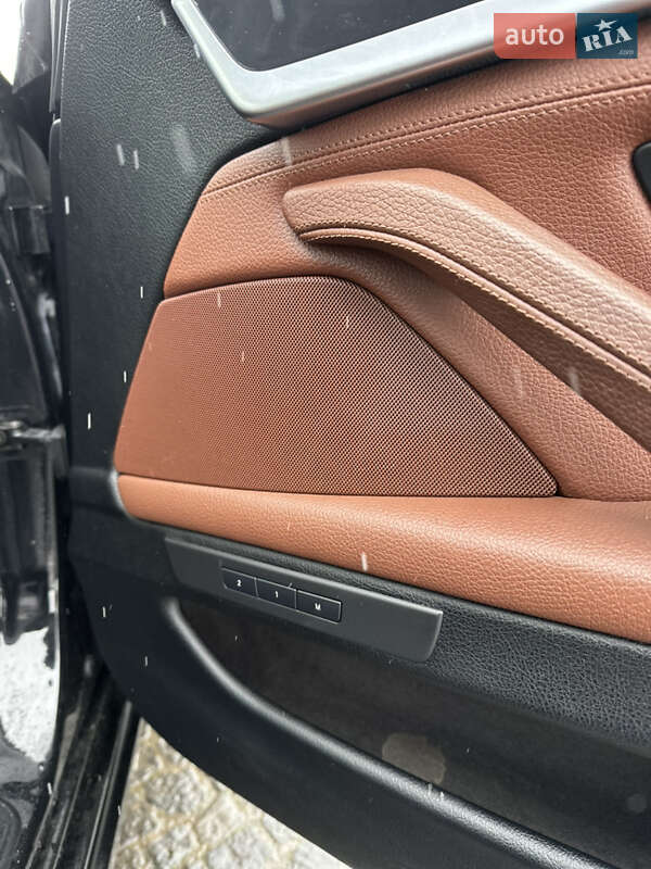 Универсал BMW 5 Series 2011 в Жовкве