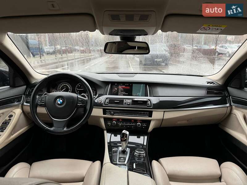 Седан BMW 5 Series 2015 в Киеве