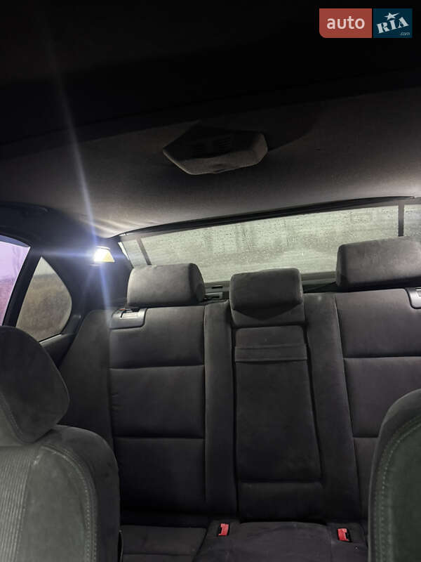 Седан BMW 5 Series 2002 в Києві