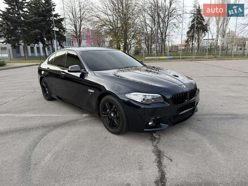 Седан BMW 5 Series 2016 в Запоріжжі фото 5 Седан BMW 5 Series 2016 в Запоріжжі