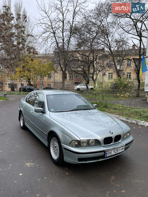 Седан BMW 5 Series 1998 в Одессе