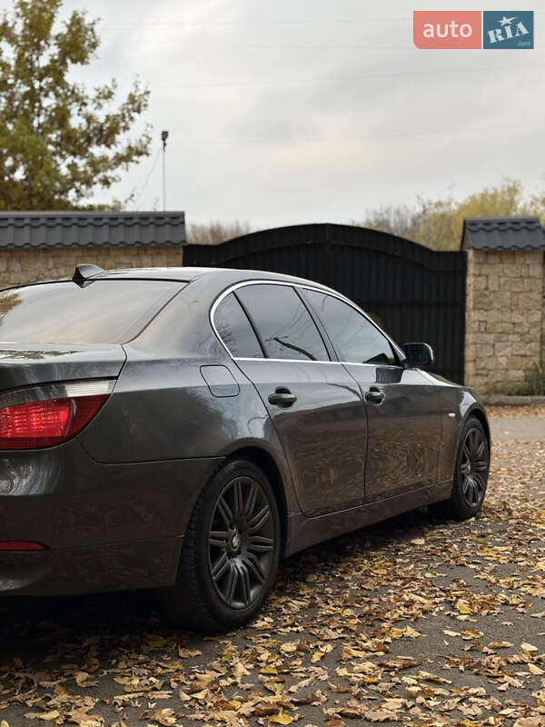 Седан BMW 5 Series 2004 в Жмеринке
