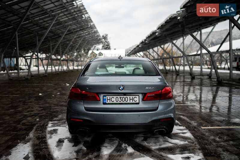 Седан BMW 5 Series 2018 в Львове