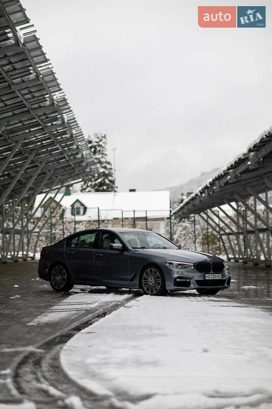 Седан BMW 5 Series 2018 в Львове