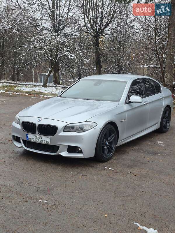 Седан BMW 5 Series 2011 в Рівному