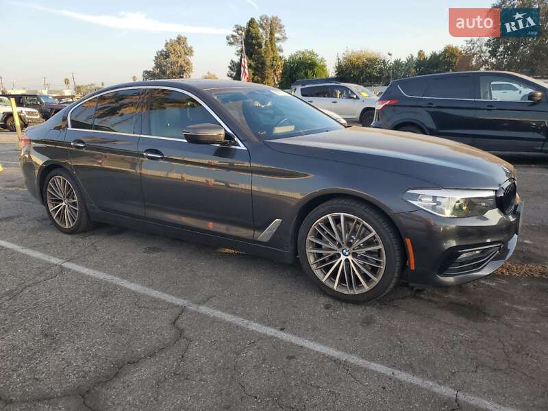 Седан BMW 5 Series 2017 в Львове