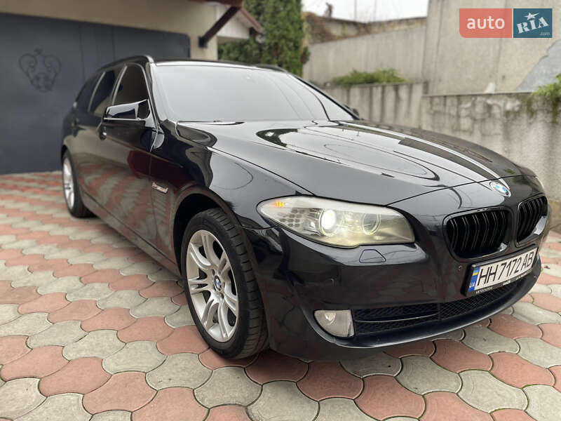 Универсал BMW 5 Series 2010 в Одессе