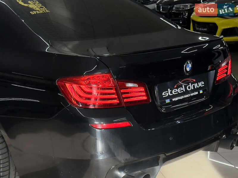 Седан BMW 5 Series 2014 в Миколаєві
