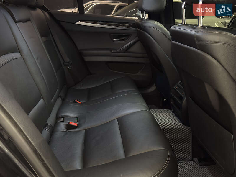 Седан BMW 5 Series 2014 в Миколаєві