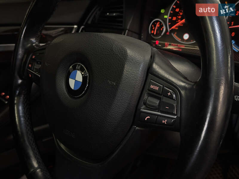 Седан BMW 5 Series 2014 в Миколаєві
