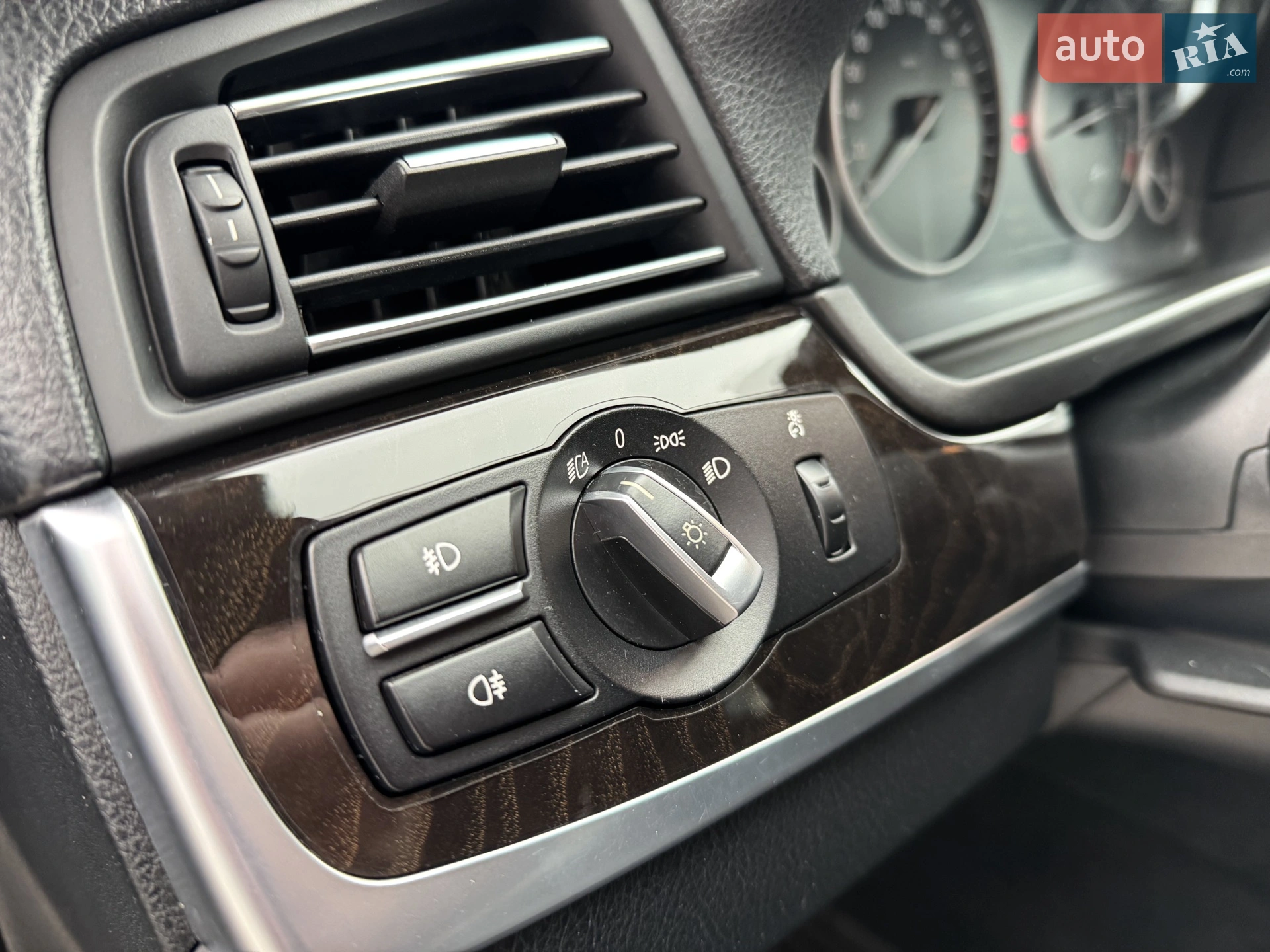 2013 BMW 5er - мініатюра 20