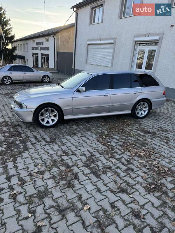 Универсал BMW 5 Series 2002 в Заставной