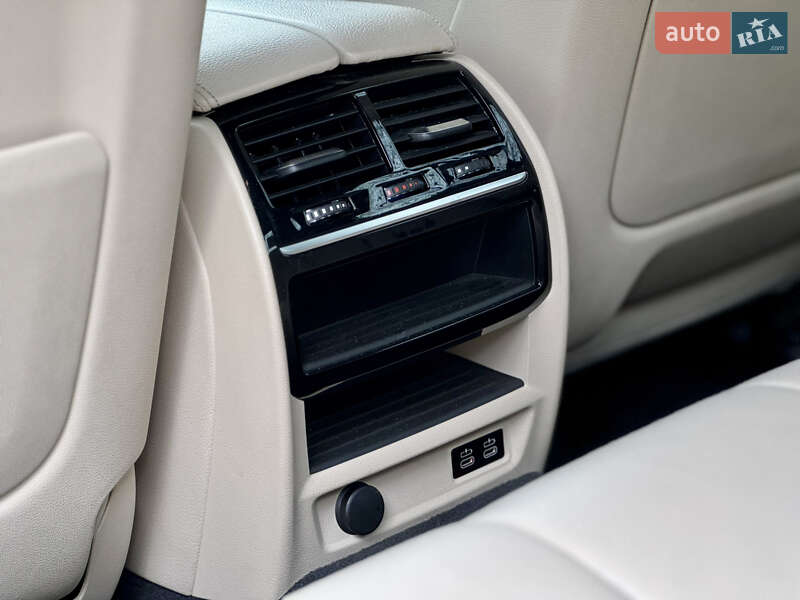 Седан BMW 5 Series 2020 в Днепре