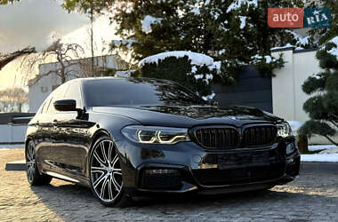 Седан BMW 5 Series 2018 в Львове