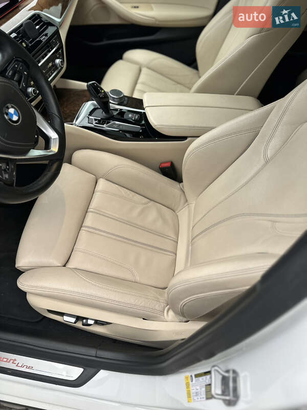 Седан BMW 5 Series 2019 в Вінниці